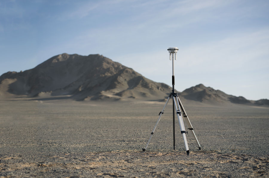 D-RTK 3 on tripod as base station
