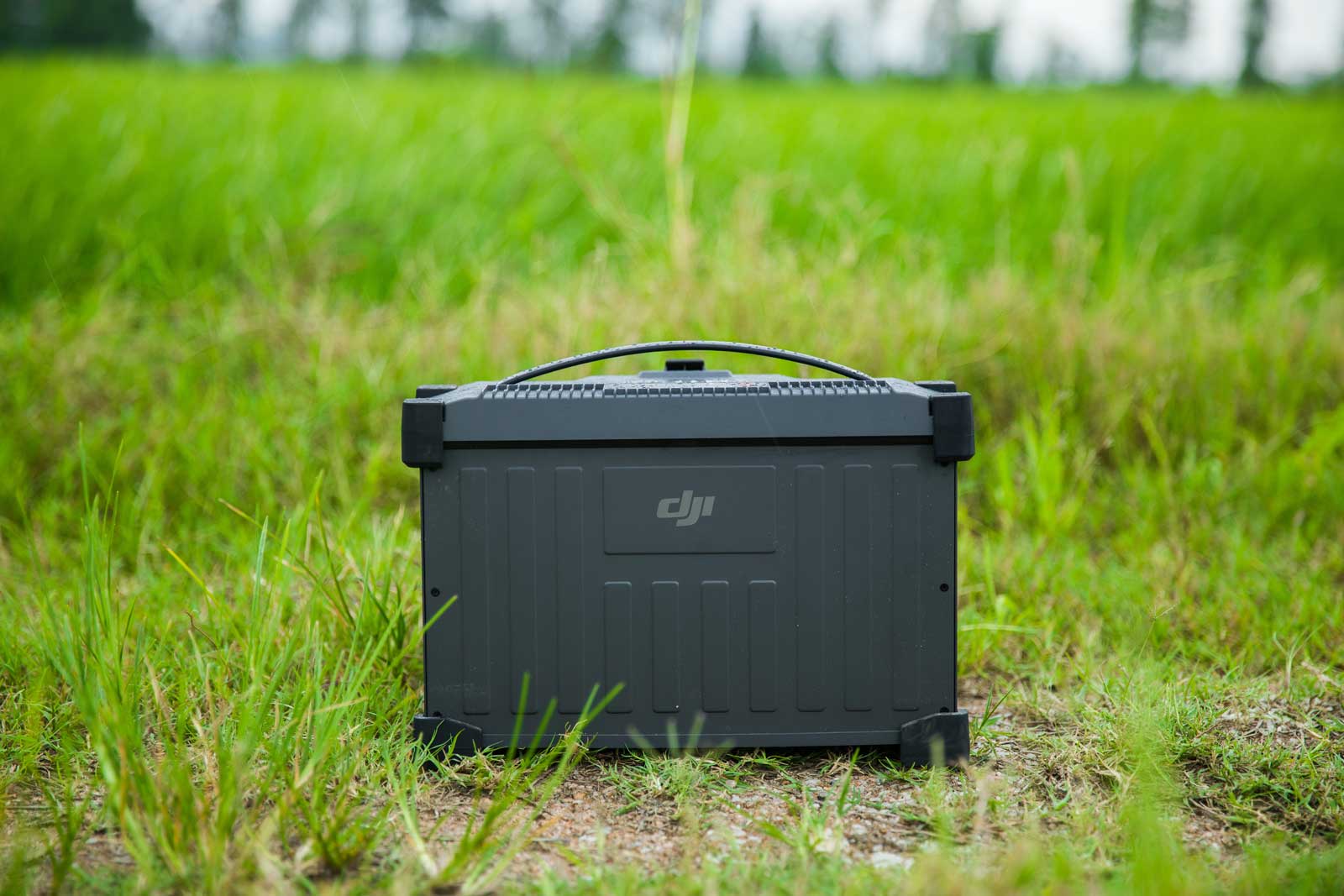 T25 field setup with fast charging