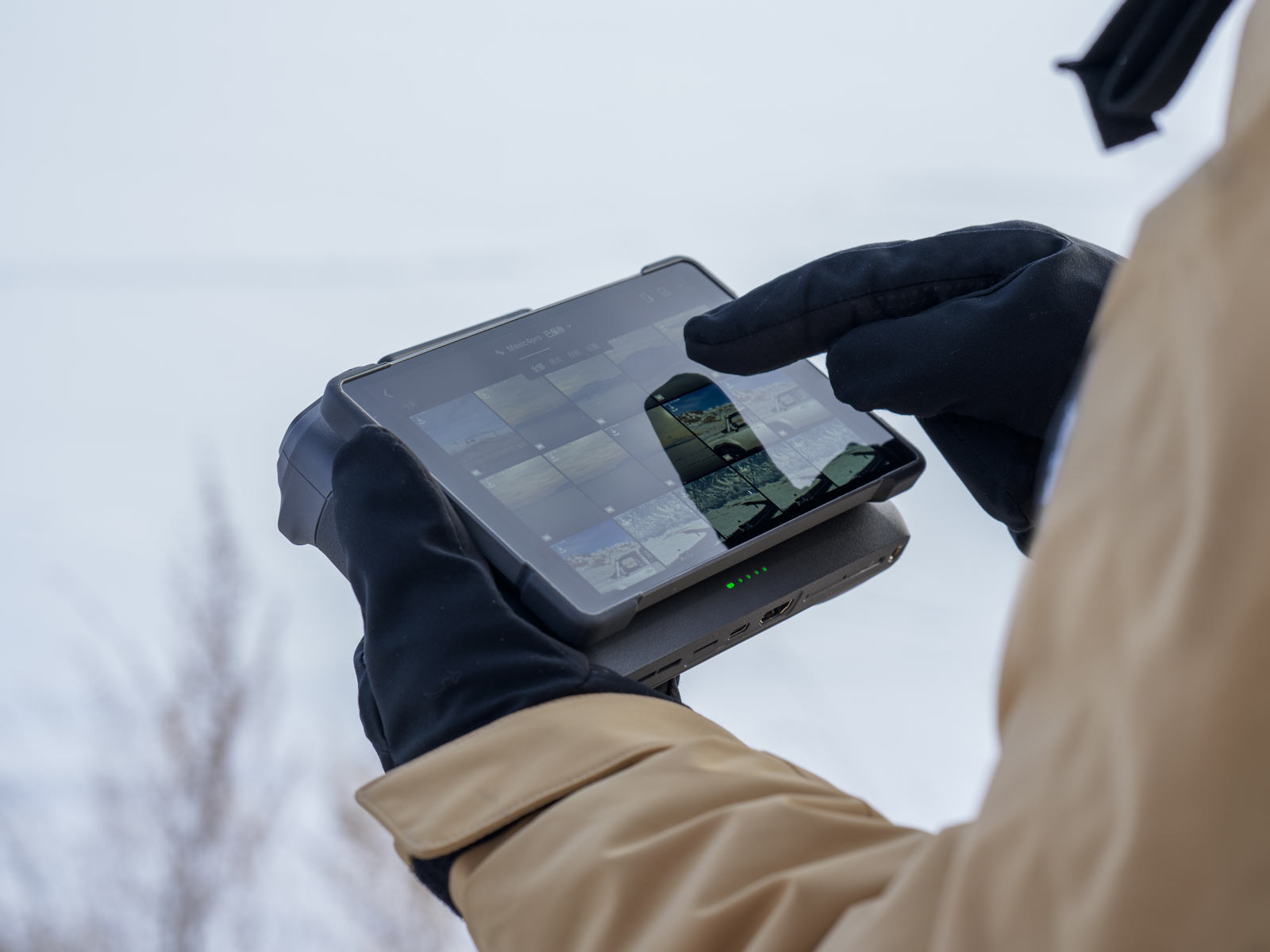 DJI RC-2 integrated display