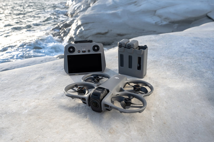 DJI Avata 360 Lifestyle with RC 2